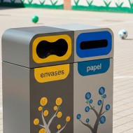 Papereres de reciclatge exterior